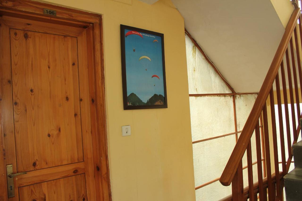 Pema Thang Hotel 康格拉 外观 照片