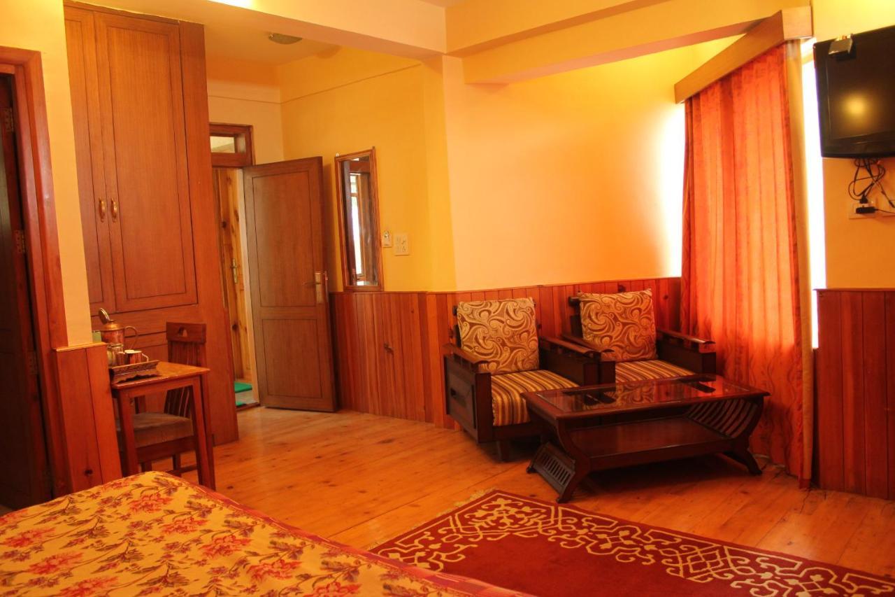 Pema Thang Hotel 康格拉 外观 照片